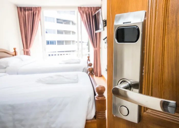 Royale 8 Pensionat 3*