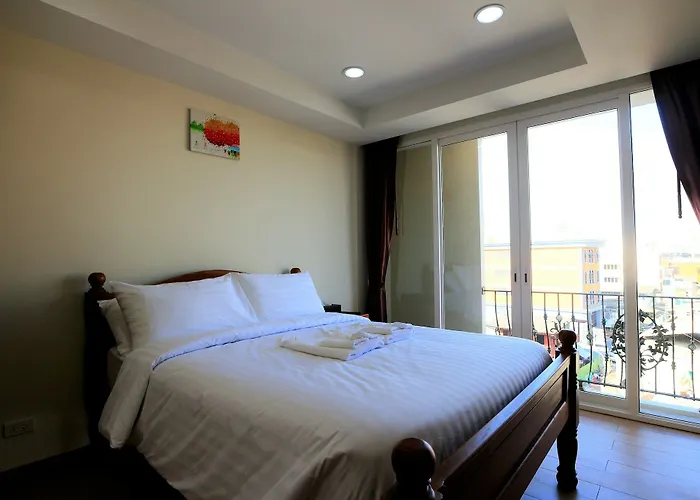 Royale 8 Bangkok